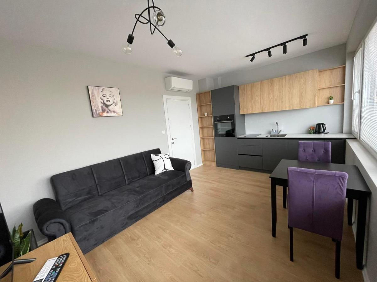 Apartments Mir Varna City Екстериор снимка