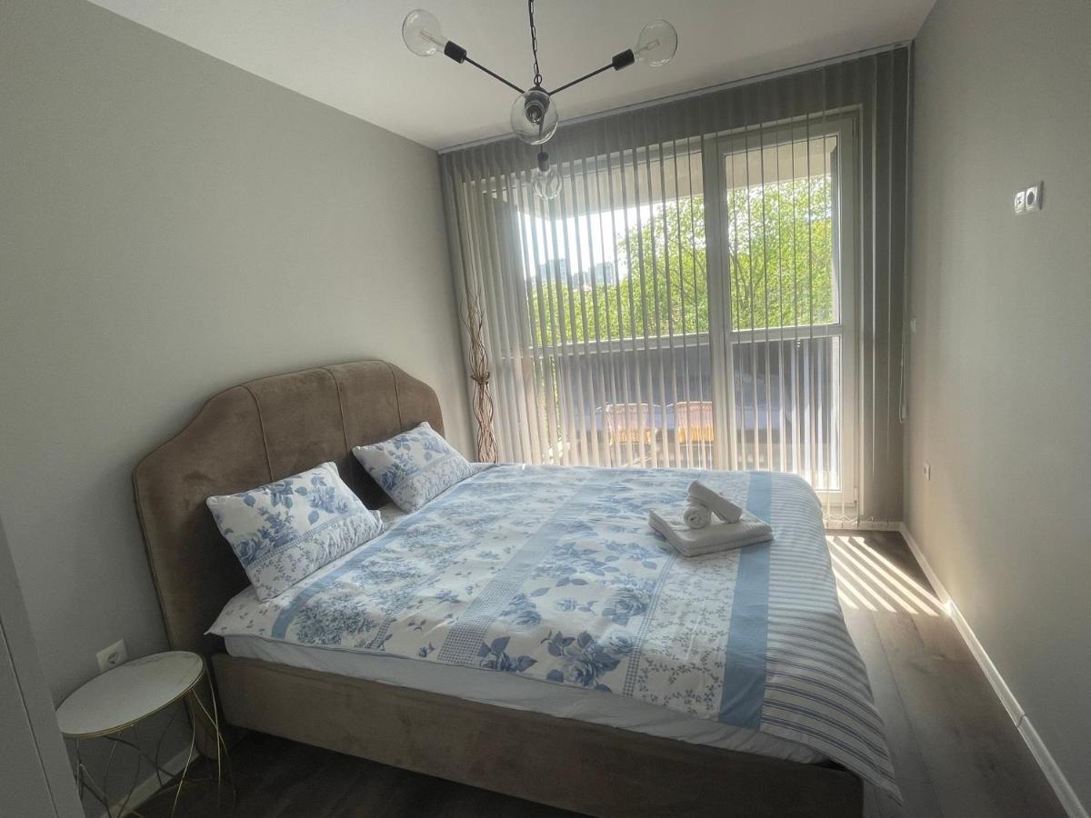 Apartments Mir Varna City Екстериор снимка