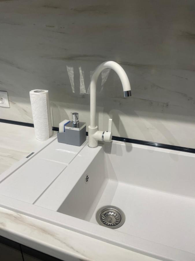 Apartments Mir Varna City Екстериор снимка